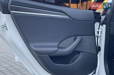 Лифтбек Tesla Model S 2023 в 