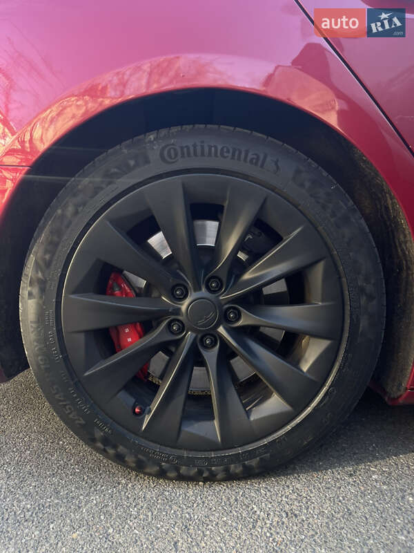 Лифтбек Tesla Model S 2016 в Виннице фото 22 Лифтбек Tesla Model S 2016 в Виннице