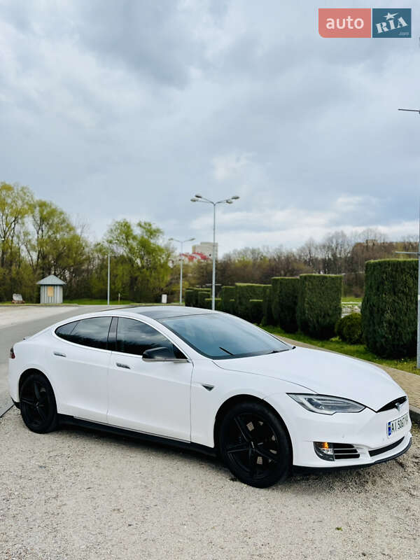 Лифтбек Tesla Model S 2013 в Днепре фото 38 Лифтбек Tesla Model S 2013 в Днепре