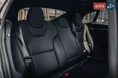 Лифтбек Tesla Model S 2021 в 