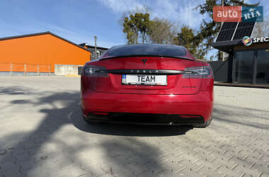Лифтбек Tesla Model S 2017 в 