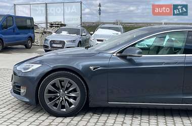 Лифтбек Tesla Model S 2017 в 