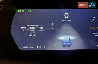 Лифтбек Tesla Model S 2015 в 