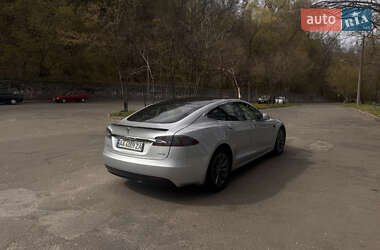 Лифтбек Tesla Model S 2018 в 