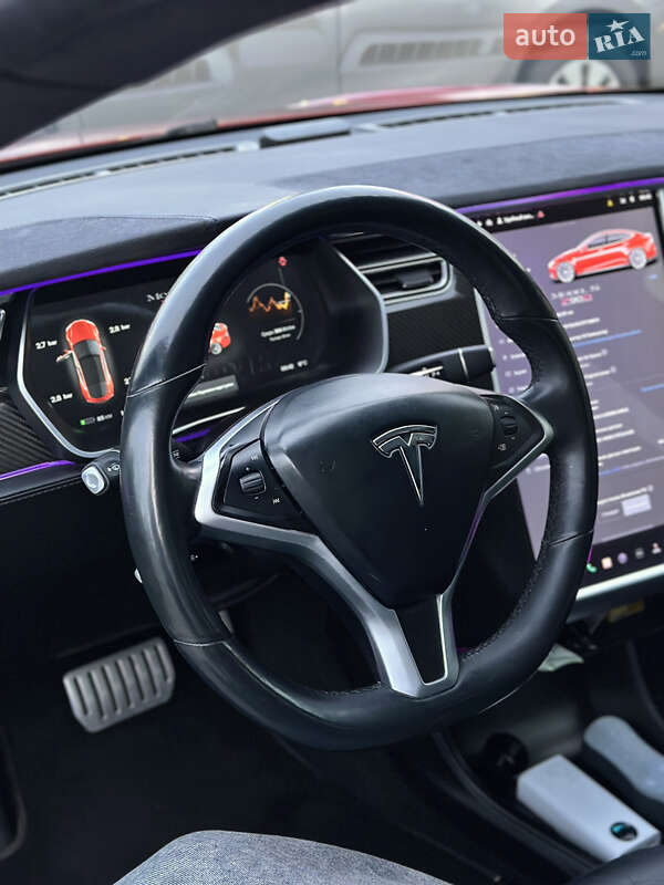 Ліфтбек Tesla Model S 2015 в Києві