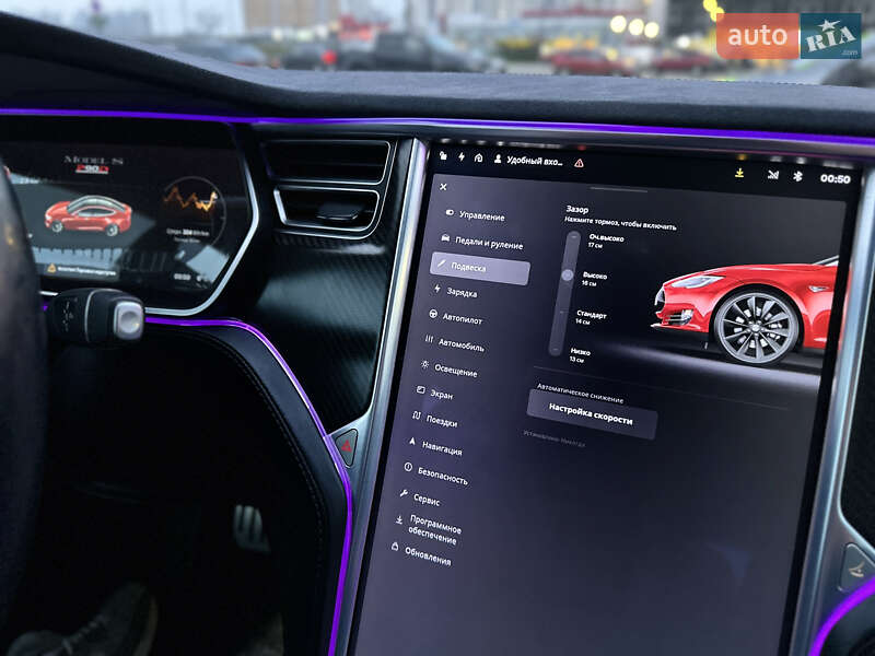 Ліфтбек Tesla Model S 2015 в Києві