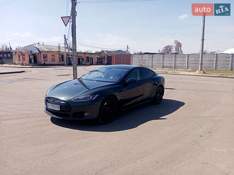 Лифтбек Tesla Model S 2013 в Харькове