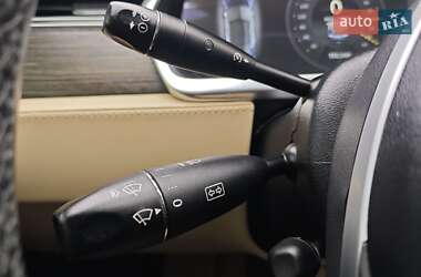 Лифтбек Tesla Model S 2014 в 
