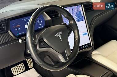 Ліфтбек Tesla Model S 2020 в 