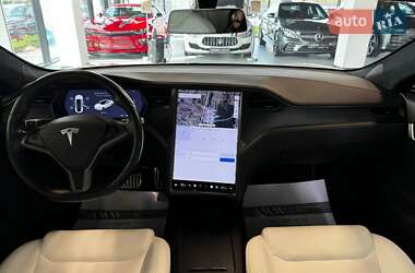 Ліфтбек Tesla Model S 2020 в 