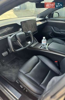 Лифтбек Tesla Model S 2021 в 