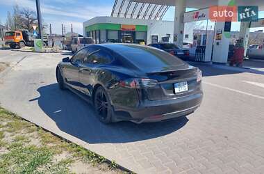 Лифтбек Tesla Model S 2014 в Днепре
