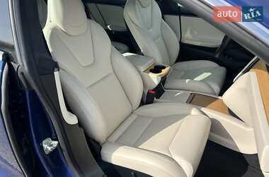 Лифтбек Tesla Model S 2020 в 