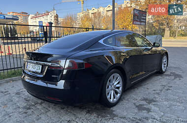 Лифтбек Tesla Model S 2017 в 
