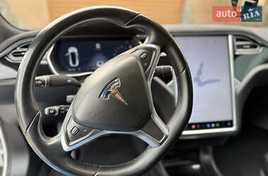 Ліфтбек Tesla Model S 2015 в 