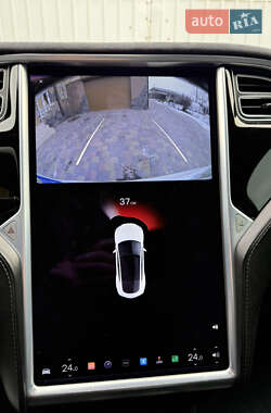 Ліфтбек Tesla Model S 2015 в 