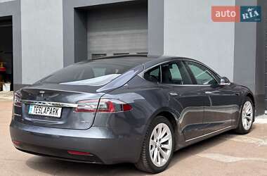 Лифтбек Tesla Model S 2018 в 