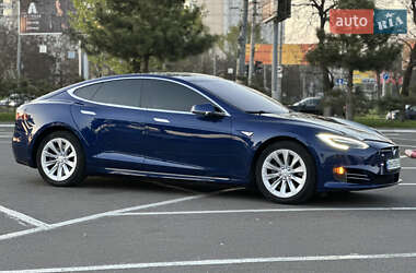 Лифтбек Tesla Model S 2016 в 