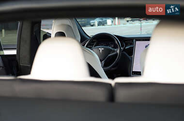 Ліфтбек Tesla Model S 2019 в 
