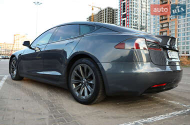 Ліфтбек Tesla Model S 2019 в 