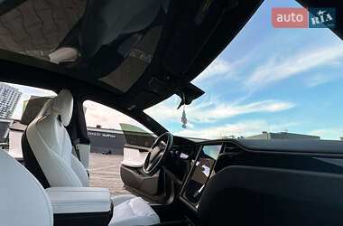 Ліфтбек Tesla Model S 2019 в 