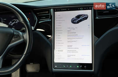 Ліфтбек Tesla Model S 2019 в 