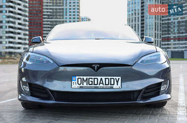 Ліфтбек Tesla Model S 2019 в 