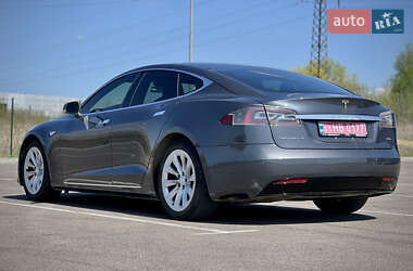 Ліфтбек Tesla Model S 2016 в 
