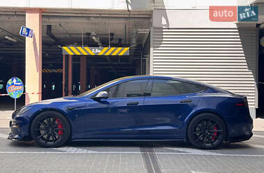 Лифтбек Tesla Model S 2021 в 