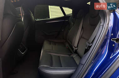 Лифтбек Tesla Model S 2021 в 
