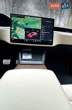 Лифтбек Tesla Model S 2021 в 