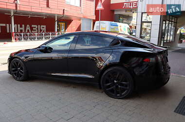 Лифтбек Tesla Model S 2021 в 