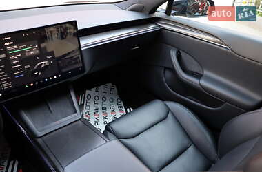 Лифтбек Tesla Model S 2021 в 
