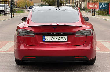 Лифтбек Tesla Model S 2016 в 