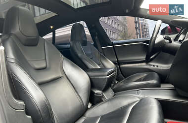 Лифтбек Tesla Model S 2016 в 