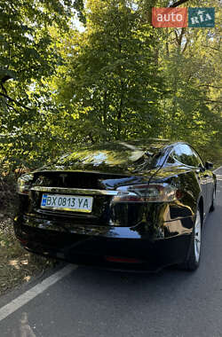 Лифтбек Tesla Model S 2016 в Хмельницком