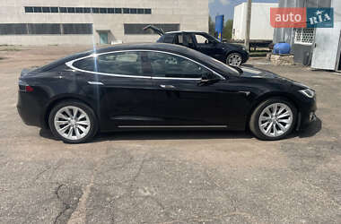 Лифтбек Tesla Model S 2018 в 