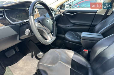 Ліфтбек Tesla Model S 2013 в 