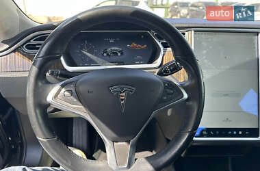 Ліфтбек Tesla Model S 2013 в 
