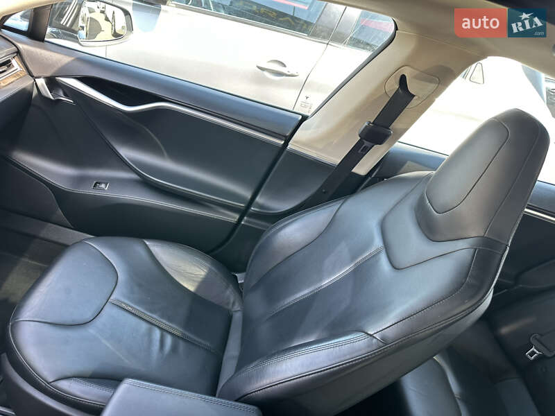 Лифтбек Tesla Model S 2013 в Одессе фото 23 Лифтбек Tesla Model S 2013 в Одессе