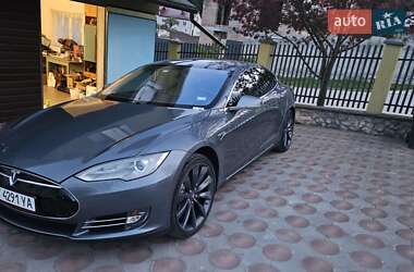 Лифтбек Tesla Model S 2014 в Тернополе