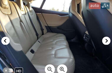 Лифтбек Tesla Model S 2014 в 
