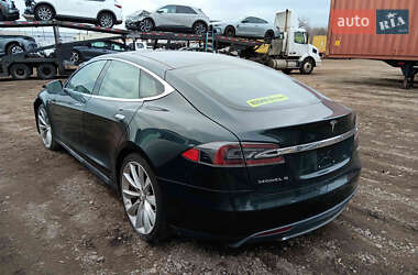 Лифтбек Tesla Model S 2014 в 