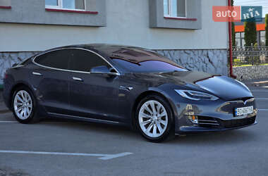 Ліфтбек Tesla Model S 2018 в Тернополі