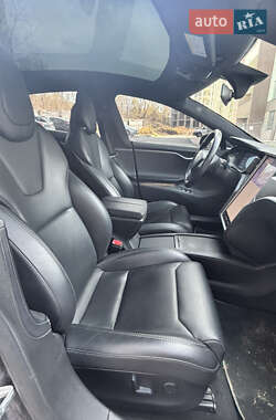 Лифтбек Tesla Model S 2018 в 