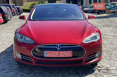 Лифтбек Tesla Model S 2013 в 