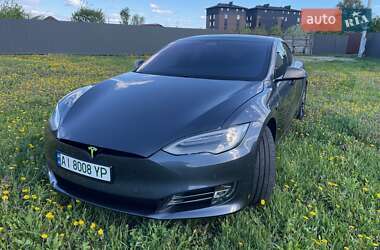 Лифтбек Tesla Model S 2018 в 