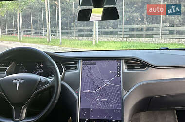 Ліфтбек Tesla Model S 2018 в 