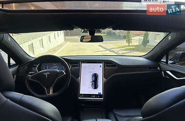 Лифтбек Tesla Model S 2017 в 