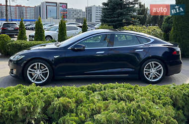 Ліфтбек Tesla Model S 2015 в 